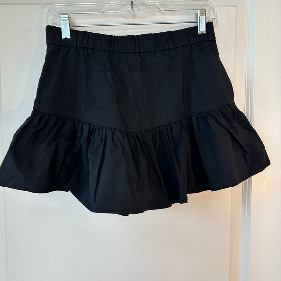 Zara Black Ruffle Micro Mini Skort, Size Medium - Picture 3 of 8